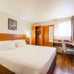 Hotel Comfort Aeroport Lyon St Exupery ***